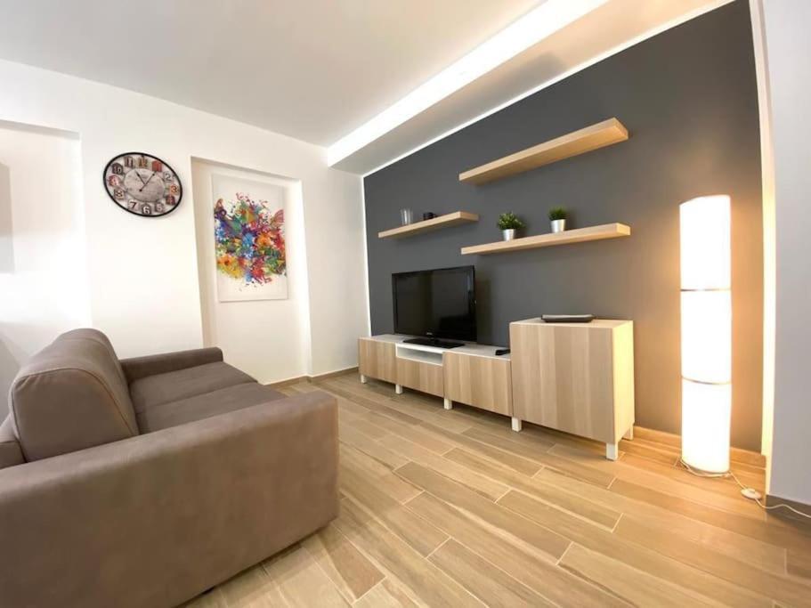 Un Raggio Di Sole Al Massimo Appartement Palermo Buitenkant foto